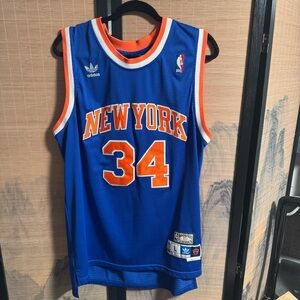 Knicks Charles Oakley Hardwood Classics Jersey